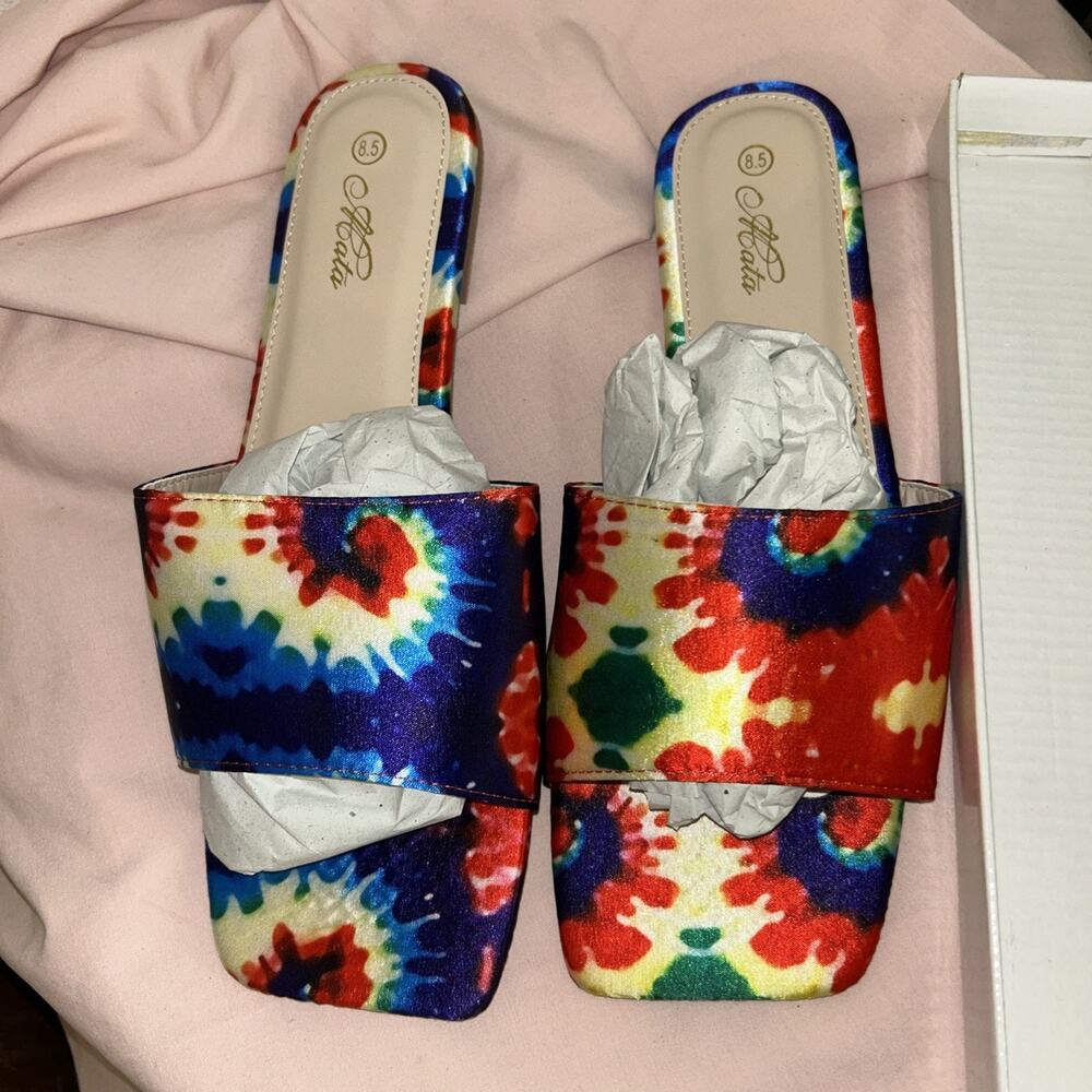 Women’s Rainbow Tie Dye Shoes Mata 8 1/2 New